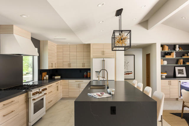 71501 Sahara Road, Rancho Mirage CA: https://media.crmls.org/mediaz/afc1b79e-194a-412c-9f98-c036d2e5c0c5.jpg