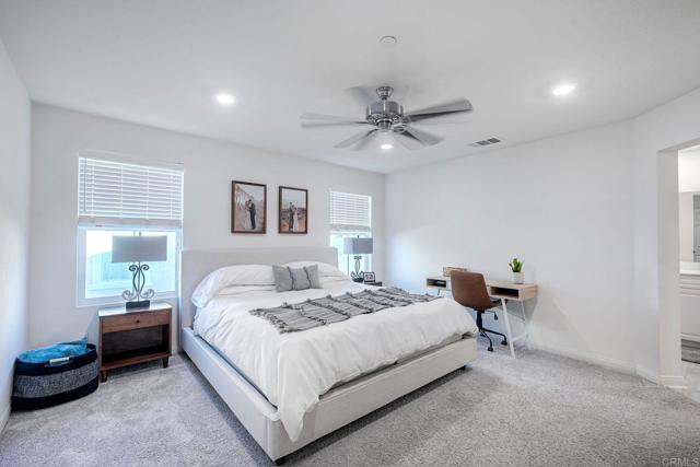 Detail Gallery Image 19 of 35 For 1374 Palo Verde Way, Vista,  CA 92083 - 3 Beds | 2/1 Baths