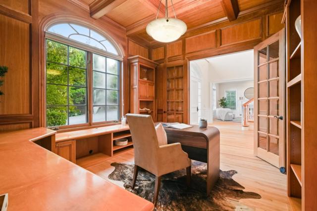 2855 Churchill Drive, Hillsborough CA: https://media.crmls.org/mediaz/afc3b479-2e92-4dd4-9872-a15f30b110ba.jpg