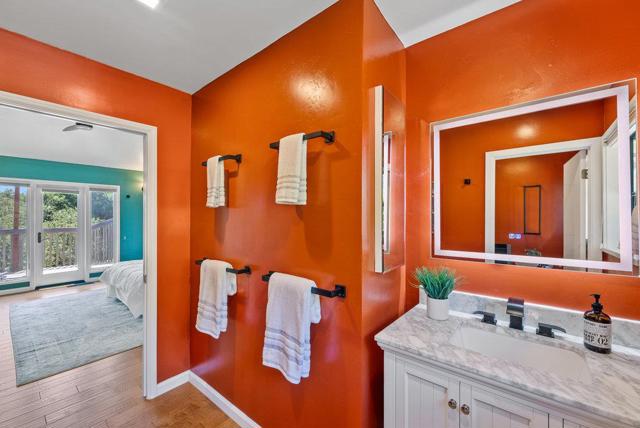 19250 Reavis Way, Salinas CA: https://media.crmls.org/mediaz/afc40ea2-29eb-4d4c-bdfb-f3d81a24e420.jpg