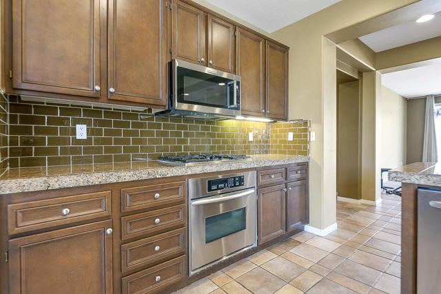 83822 Collection Drive, Indio CA: https://media.crmls.org/mediaz/afc60522-cb8e-49ba-9731-4422688eb580.jpg