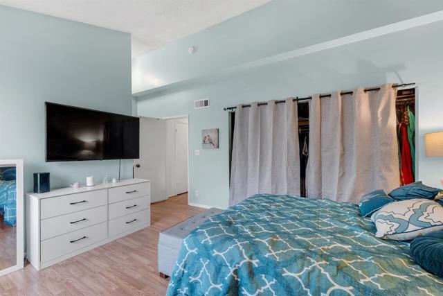 Detail Gallery Image 17 of 23 For 14293 Foothill Blvd #19,  Sylmar,  CA 91342 - 2 Beds | 2/1 Baths