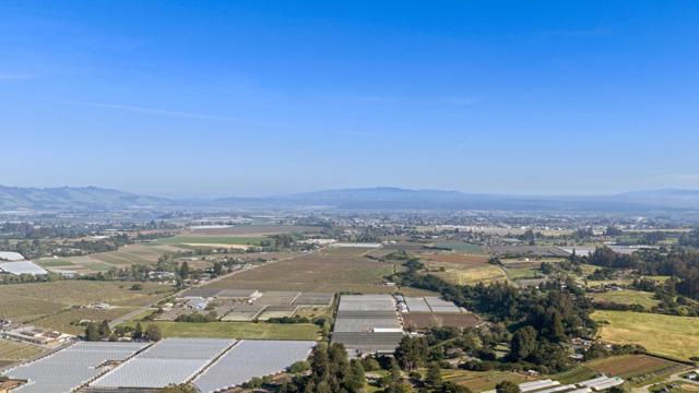 688 Calabasas Road, Watsonville CA: https://media.crmls.org/mediaz/afc62278-7a3e-44b8-87aa-958c9262ab2f.jpg