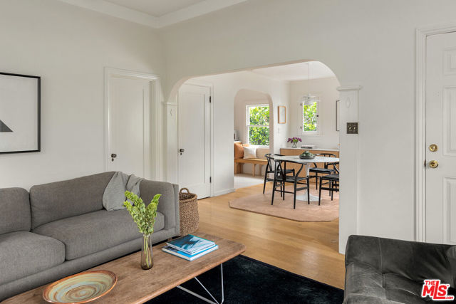 1309 Keniston Avenue, Los Angeles CA: https://media.crmls.org/mediaz/afc668e0-3ba7-422d-b8bb-4f47d10c3600.jpg