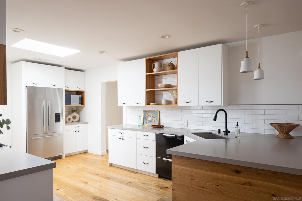 MLS #250034678SD img 12