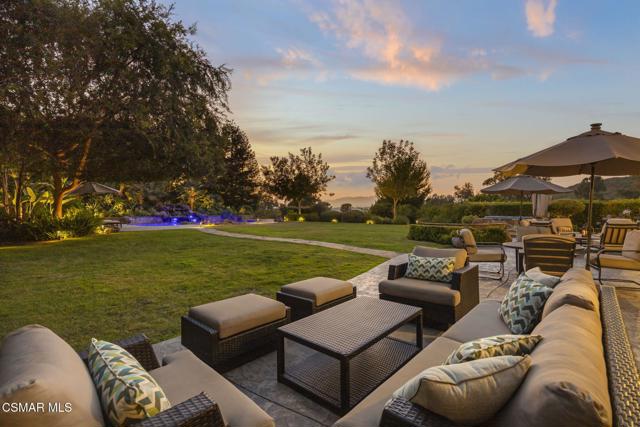 4988 Read Road, Moorpark CA: https://media.crmls.org/mediaz/afc9410e-e25d-4a3a-9c6a-b71077746a46.jpg