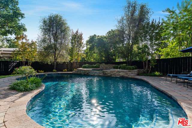 23040 Blue Bird Drive, Calabasas CA: https://media.crmls.org/mediaz/afcb7640-56a9-4545-80cf-0d396e3ab68c.jpg