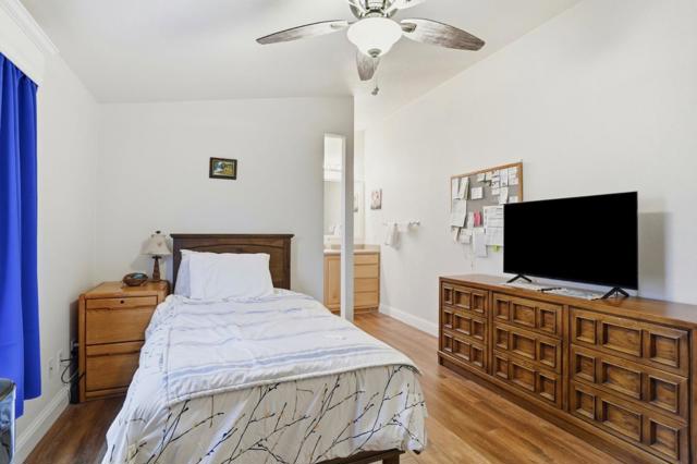 433 Sylvan Avenue, Mountain View CA: https://media.crmls.org/mediaz/afcbb9f3-c41c-44a8-b095-9afd83c480e4.jpg