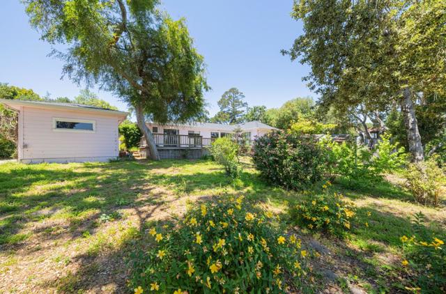 1171 Sylvan Place, Monterey CA: https://media.crmls.org/mediaz/afcc1352-02ae-4b69-ae77-8070a482dcfd.jpg