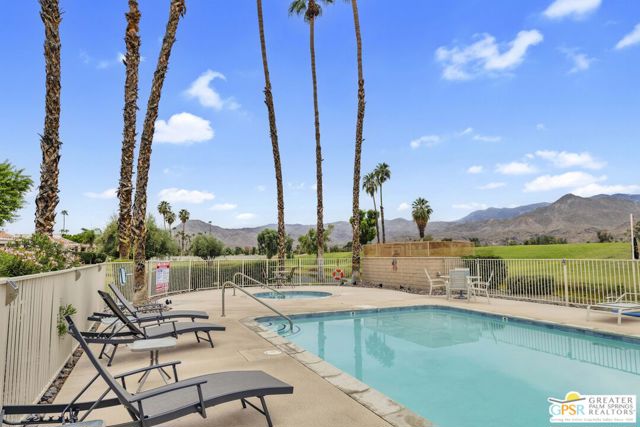 68095 Seven Oaks Place, Cathedral City CA: https://media.crmls.org/mediaz/afcf0dc1-86f2-4117-84fa-2dd94587f21d.jpg