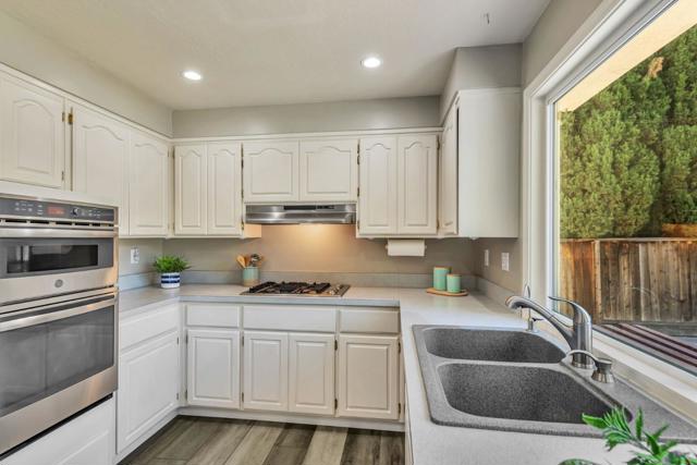 603 Galen Drive, San Jose CA: https://media.crmls.org/mediaz/afcf32d8-28cb-4d13-acf0-523c1575c65f.jpg