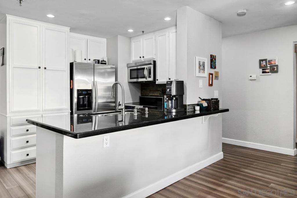 5605 Friars - photo 3