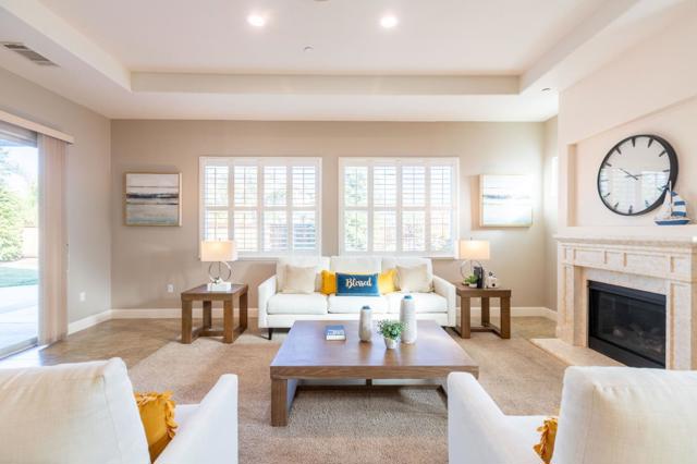Image 11 of 88 For 493 Yelland Way
