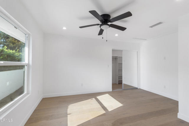 Detail Gallery Image 18 of 27 For 3880 Shadow Grove Rd, Pasadena,  CA 91107 - 3 Beds | 3/1 Baths