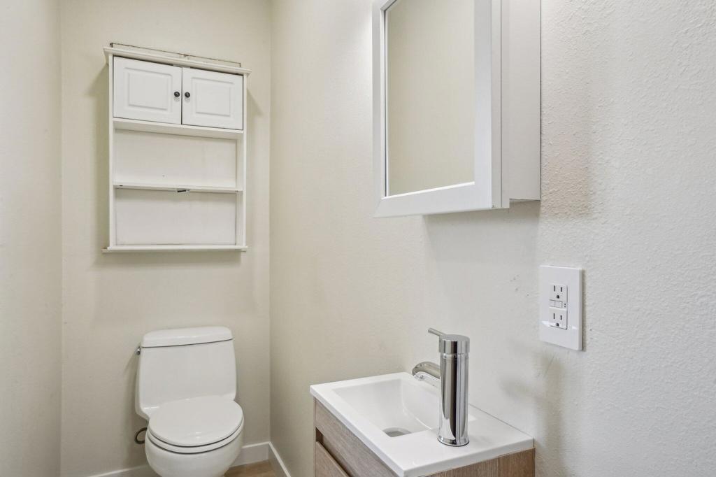 MLS #219131082DA img 26