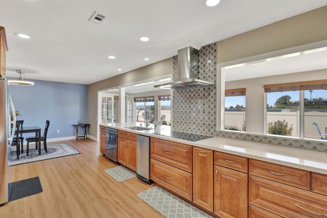 12486 Lomica Drive, San Diego CA: https://media.crmls.org/mediaz/afd1e4e5-3e7b-43c4-b3b3-8f75b33cddb7.jpg