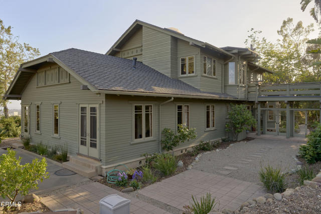 402 Lynn Drive, Ventura CA: https://media.crmls.org/mediaz/afd29a96-8ed5-45aa-9764-d5870bebc04c.jpg