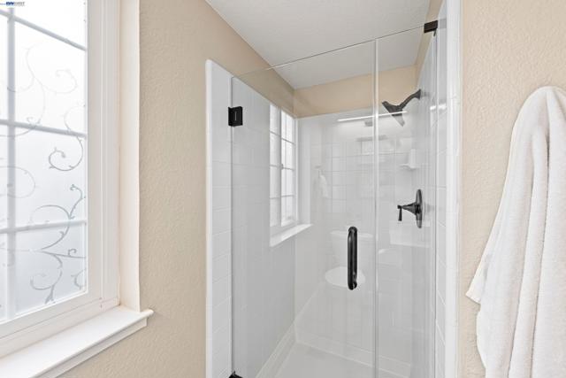 47 Summer Hill Court, Danville CA: https://media.crmls.org/mediaz/afd3721d-d372-4dd6-b80f-498897f13b65.jpg