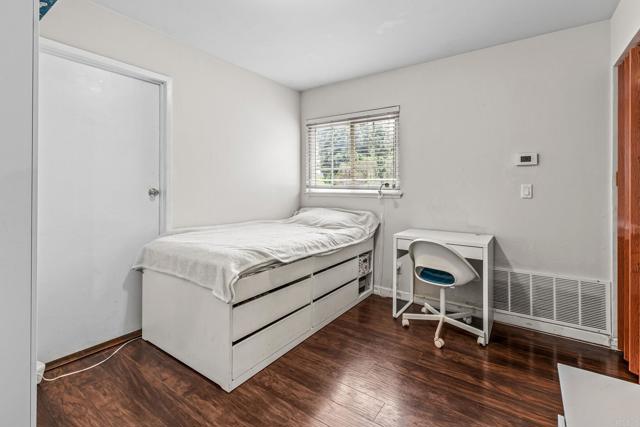 5851 Jackson Dr, La Mesa CA: https://media.crmls.org/mediaz/afd3f8fa-c850-44d2-9bf9-e4be77eb44cb.jpg