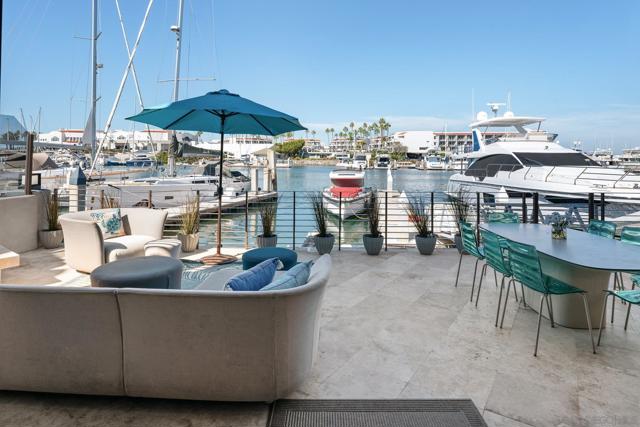 25 The Point, Coronado CA: https://media.crmls.org/mediaz/afd4d0f9-6e26-4e54-9cfc-825bb9f38db2.jpg