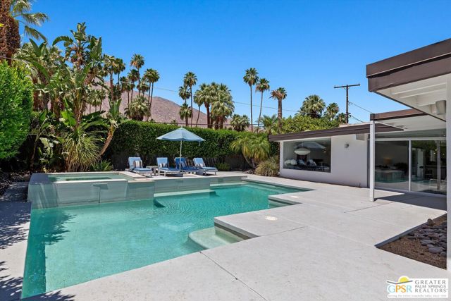1279 S Driftwood Drive, Palm Springs, CA 92264