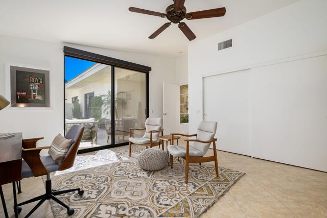 44837 Oro Grande Circle, Indian Wells CA: https://media.crmls.org/mediaz/afd70ded-6878-4e70-b38a-912dc7ae930d.jpg