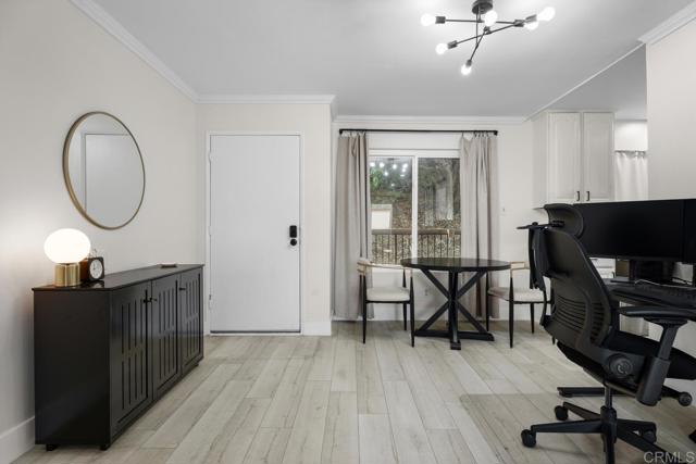 Detail Gallery Image 2 of 33 For 6725 Mission Gorge Rd 202b,  San Diego,  CA 92120 - 1 Beds | 1 Baths