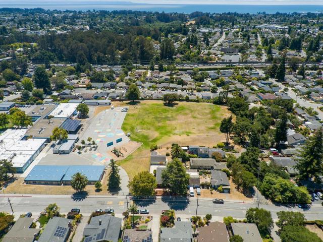 656 Prospect, Santa Cruz CA: https://media.crmls.org/mediaz/afd86b66-6875-4338-8d07-78d3cb4b2b96.jpg