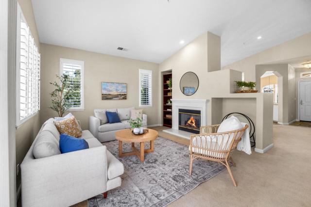102 Spanish Bay Drive, Aptos CA: https://media.crmls.org/mediaz/afd94edf-7345-4d88-b298-ceb5cbafba05.jpg