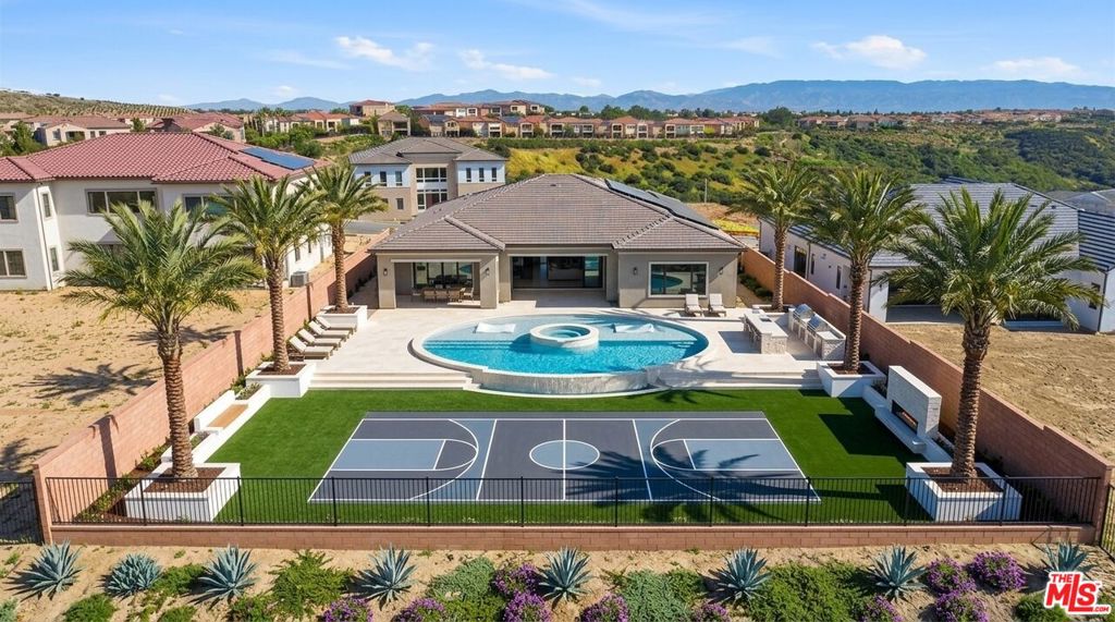 MLS #26867081 image #2
