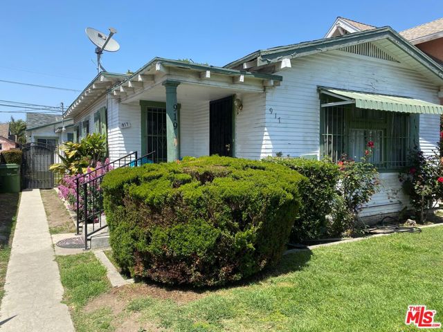 Image 2 for 917 W 50Th Pl, Los Angeles, CA 90037