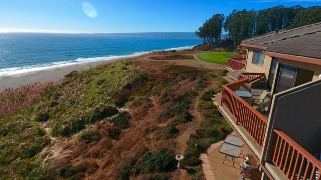 60 Seascape Resort Drive, Aptos CA: https://media.crmls.org/mediaz/afda1e1b-9fd6-48ce-8c79-017eebed80d8.jpg