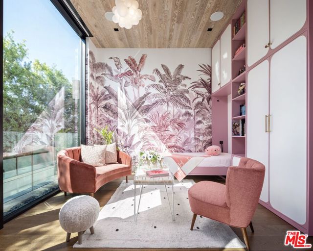 1335 Carla Lane, Beverly Hills CA: https://media.crmls.org/mediaz/afdb5911-361a-4bee-9461-63df34dd4c67.jpg