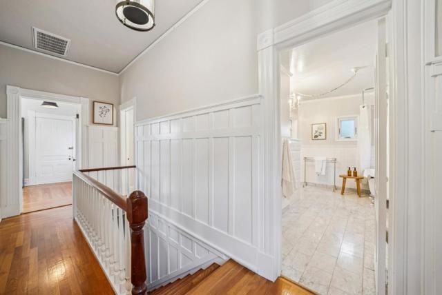 1197 Willow Street, San Jose CA: https://media.crmls.org/mediaz/afdb7c85-f8ab-457d-82af-5c4ae6a27cee.jpg