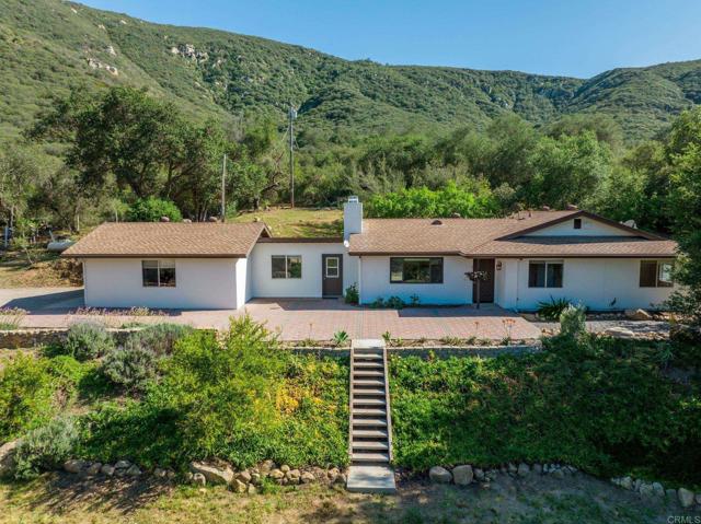 9115 Harmony Grove Road, Escondido CA: https://media.crmls.org/mediaz/afdc67a3-b91a-4931-afda-158b641be6d7.jpg
