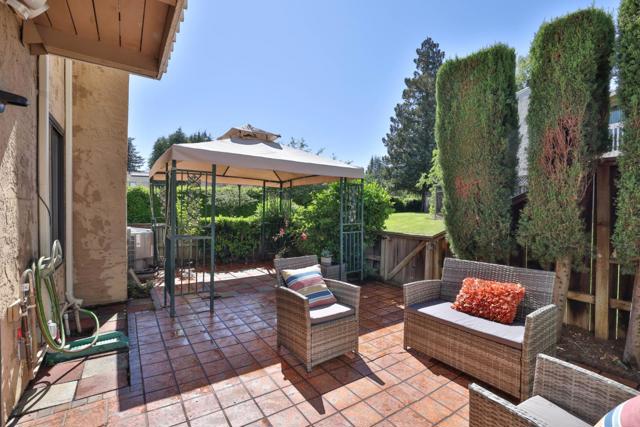 6628 Wildwood Court, San Jose CA: https://media.crmls.org/mediaz/afdc8fbb-1766-4dc2-bf5e-69c8e817d652.jpg
