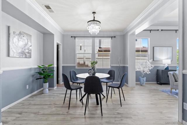 366 Plaza Paraiso, Chula Vista CA: https://media.crmls.org/mediaz/afddb793-10ef-42bf-9221-a1d9395f8fad.jpg