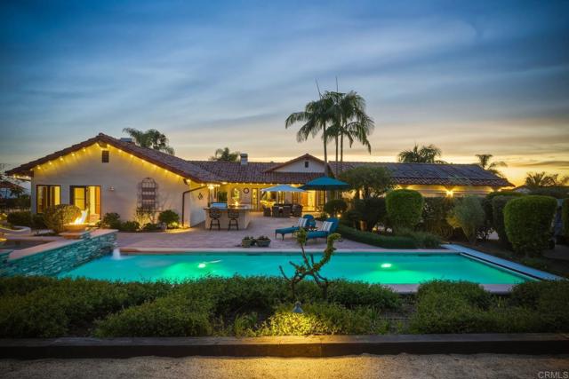 Detail Gallery Image 5 of 52 For 3040 Palm Hill Dr, Vista,  CA 92084 - 3 Beds | 2/1 Baths