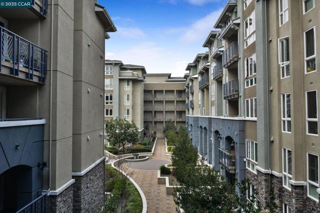 5501 De Marcus Blvd, Dublin CA: https://media.crmls.org/mediaz/afddf9d2-05f7-43f2-979a-4b461f32c61c.jpg