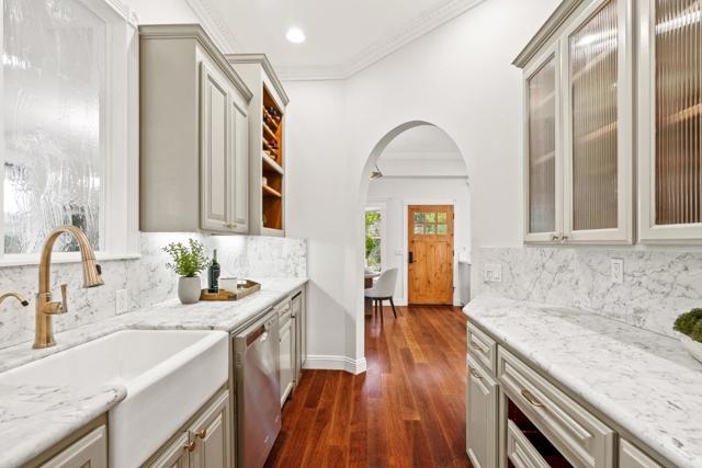 320 Cliff Drive, Aptos CA: https://media.crmls.org/mediaz/afde95c6-5e31-4073-ab12-b9ec9993c93e.jpg