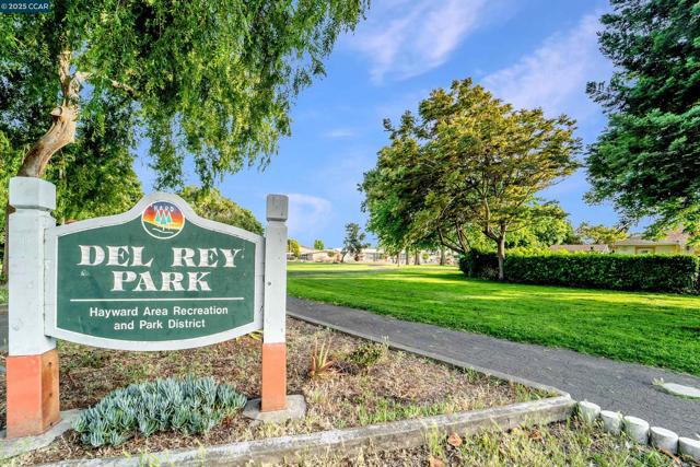 1233 Bockman, San Lorenzo CA: https://media.crmls.org/mediaz/afdfc135-e9fa-45d9-ab4c-11d7be7dd1bb.jpg