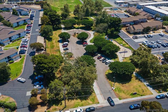 2414 1/2 Grove Ave, San Diego CA: https://media.crmls.org/mediaz/afdfcbc1-bfb8-438c-a010-abea6b8736bb.jpg