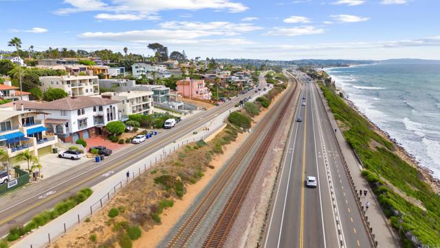 1421 San Elijo Avenue, Cardiff by the Sea CA: https://media.crmls.org/mediaz/afe0404c-79ba-469b-91b2-b284125996b5.jpg