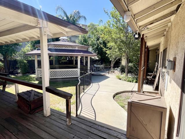 1642 W 27th Street, San Bernardino CA: https://media.crmls.org/mediaz/afe0ba7e-52ae-4e3f-9974-3aedba4f8775.jpg