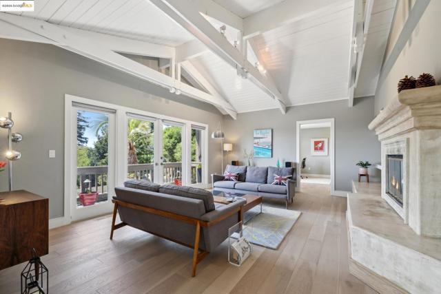 260 Alvarado Rd, Berkeley CA: https://media.crmls.org/mediaz/afe0fed8-97f6-493a-8cce-9838288f1bbe.jpg