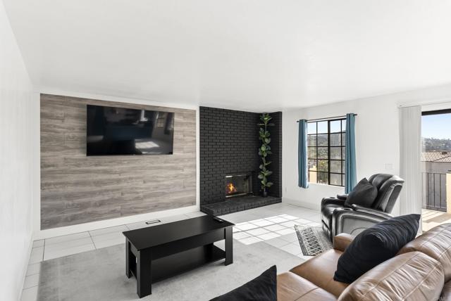 Detail Gallery Image 19 of 71 For 9309 Hillside, Spring Valley,  CA 91977 - 6 Beds | 5 Baths