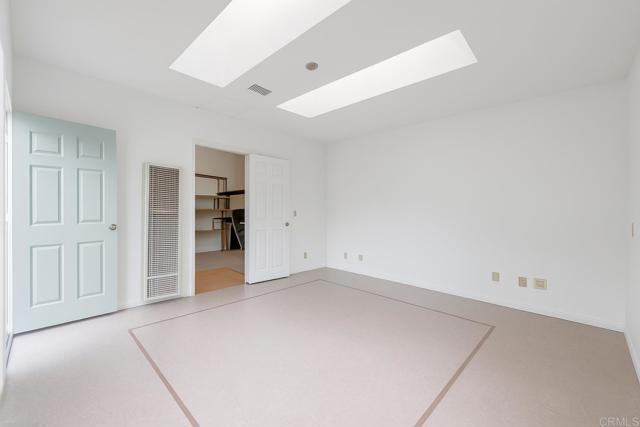 145 Yucca Road, Fallbrook CA: https://media.crmls.org/mediaz/afe24c14-a4a4-4ee0-9fd1-ce648cd453b7.jpg