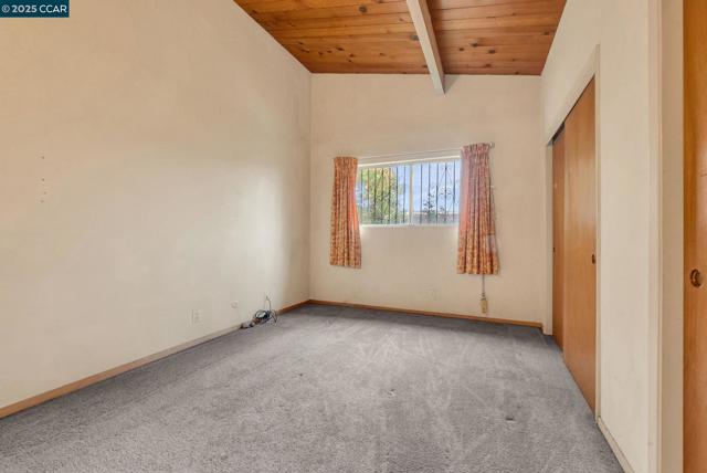 1246 Otis Dr, Alameda CA: https://media.crmls.org/mediaz/afe2536d-1d07-4ef3-9cae-9c707640be86.jpg