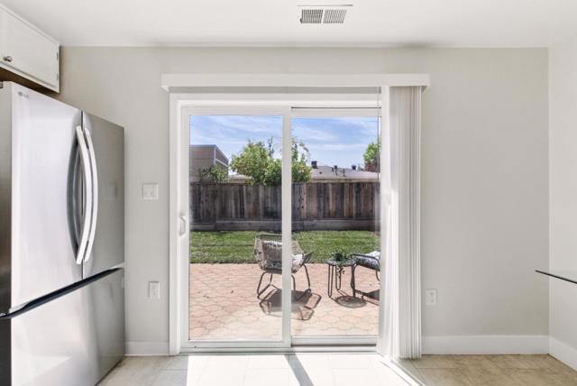 3087 Franela Drive, San Jose CA: https://media.crmls.org/mediaz/afe300a2-f52a-4e37-b2e2-5a317ade9e99.jpg