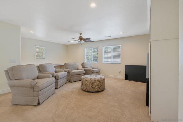 Image 38 of 69 For 2415 Oak Grove Ct